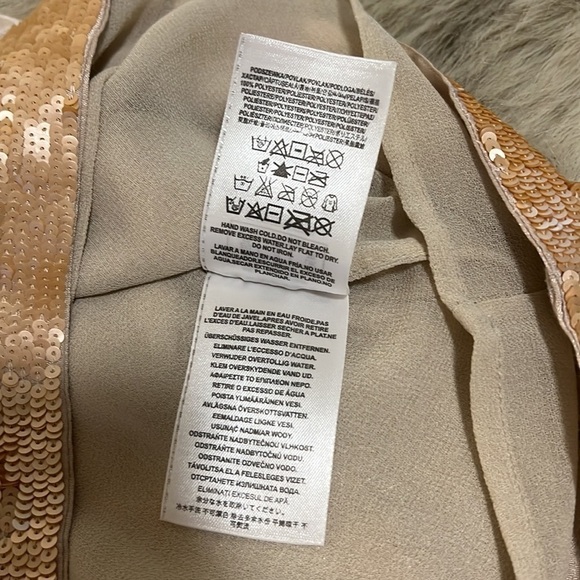 GUESS Mariel Sequined Taupe Blush Peach 28 S M Mini Skirt Lined Side Zipper - Picture 15 of 15